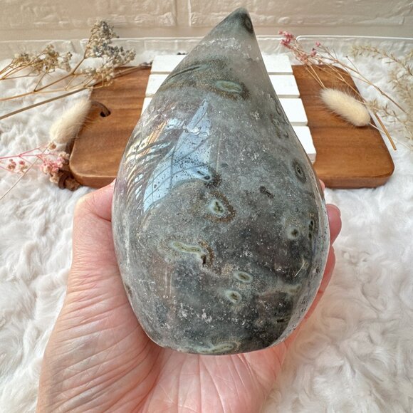 Gorgeous Amethyst Flame | Amethyst Crystal Cluster - Picture 7 of 10